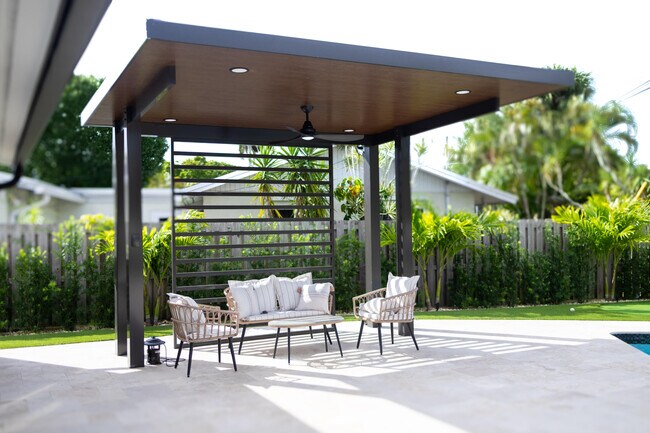 Building Photo - 3144 Capri Rd