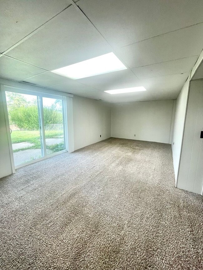 Building Photo - 9232 Ames Ave