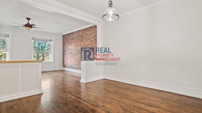 Building Photo - 541 E 14th Ave
