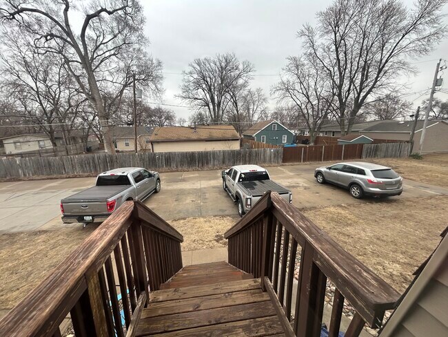 Building Photo - 613 N 40th St