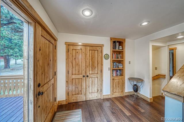 Building Photo - 18525 Via Ponderosa Dr