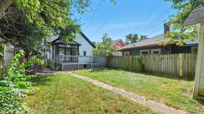Building Photo - 3 bedroom home!