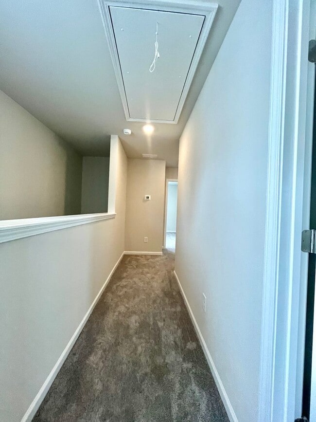 Building Photo - 7 Twiggs Ln
