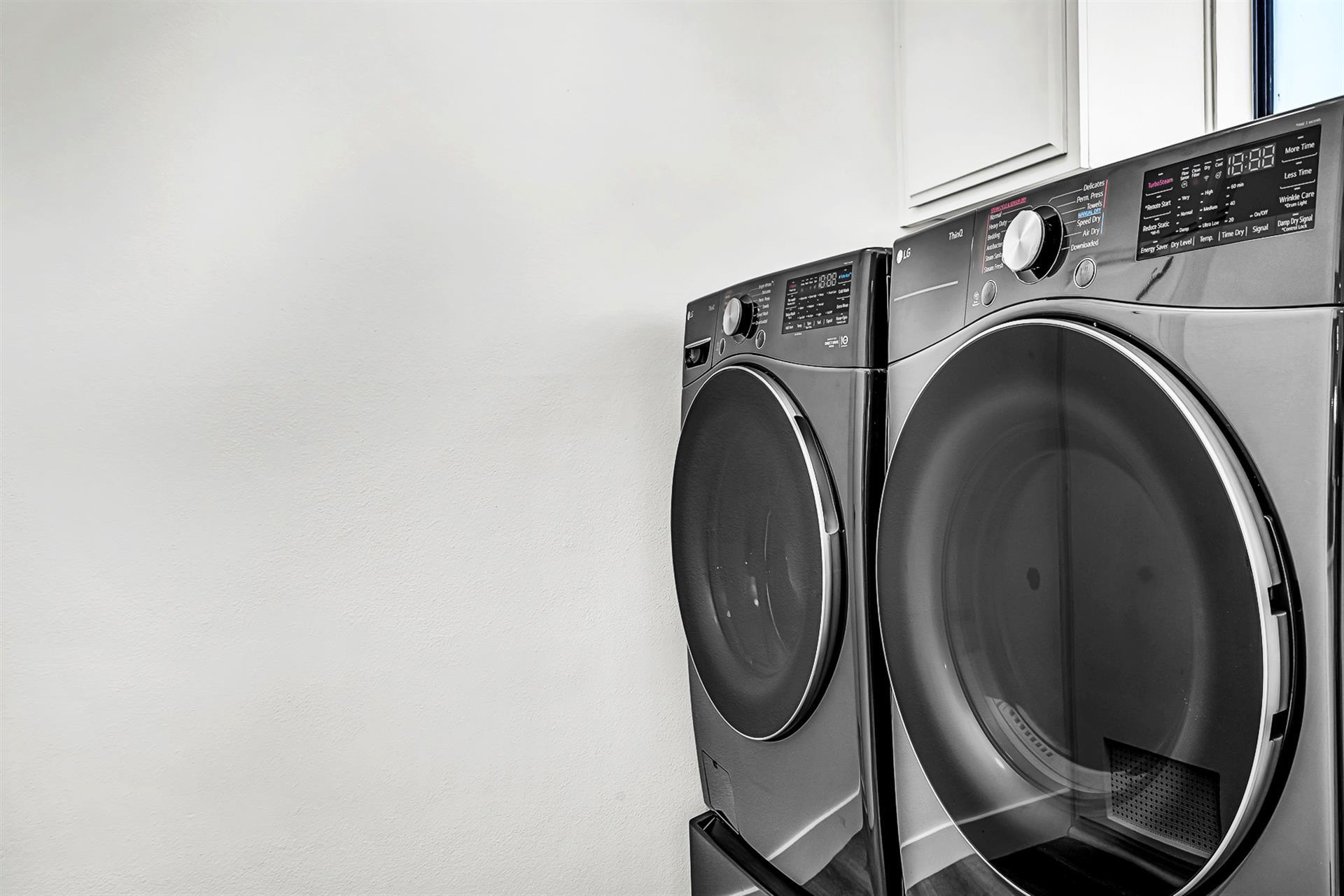 Laundry Room - 4425 Alla Rd