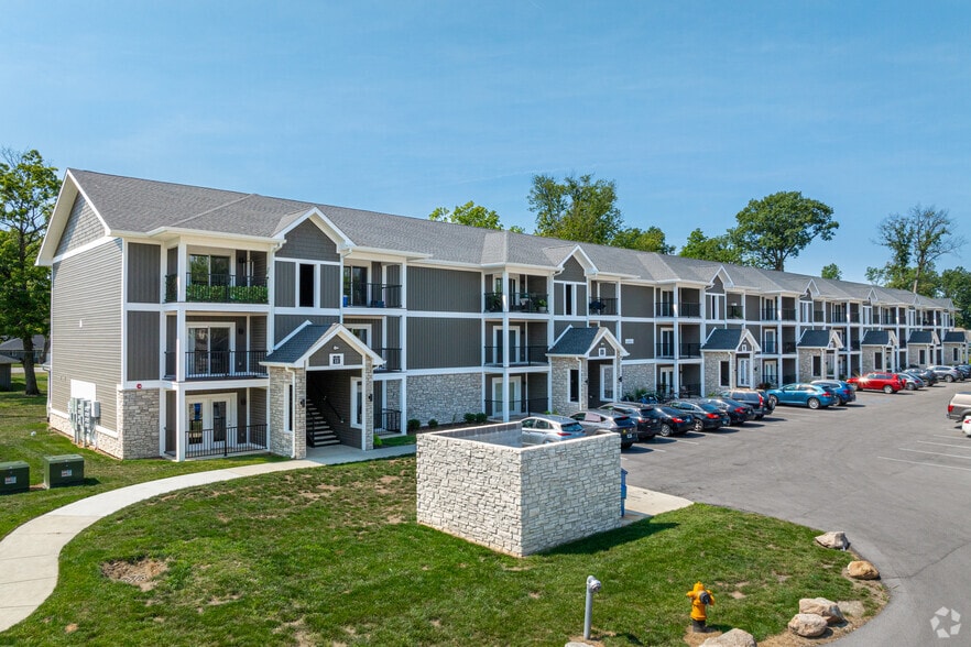 Primary Photo - 52 Flats