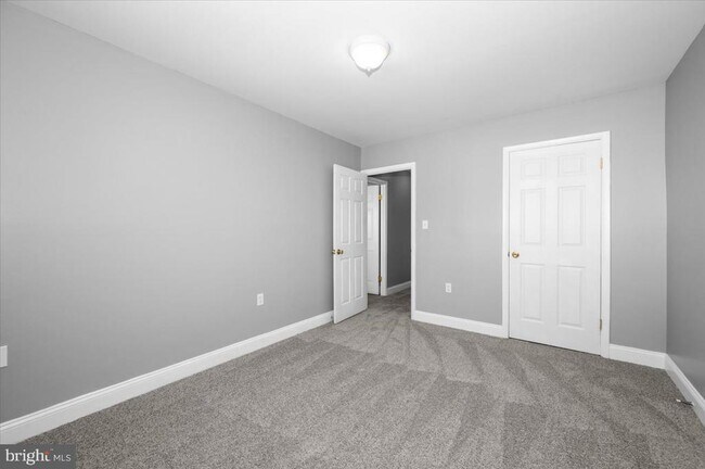 Building Photo - 6309 Arwen Ct