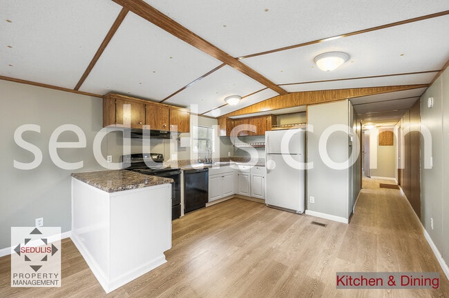 Building Photo - 354 Frankie Ln