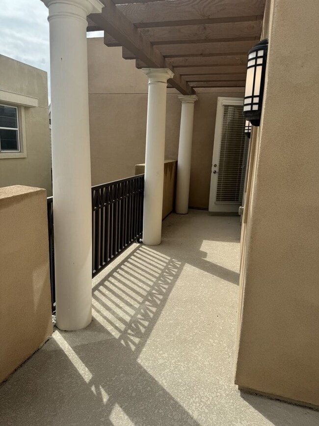 Building Photo - 233 Radial