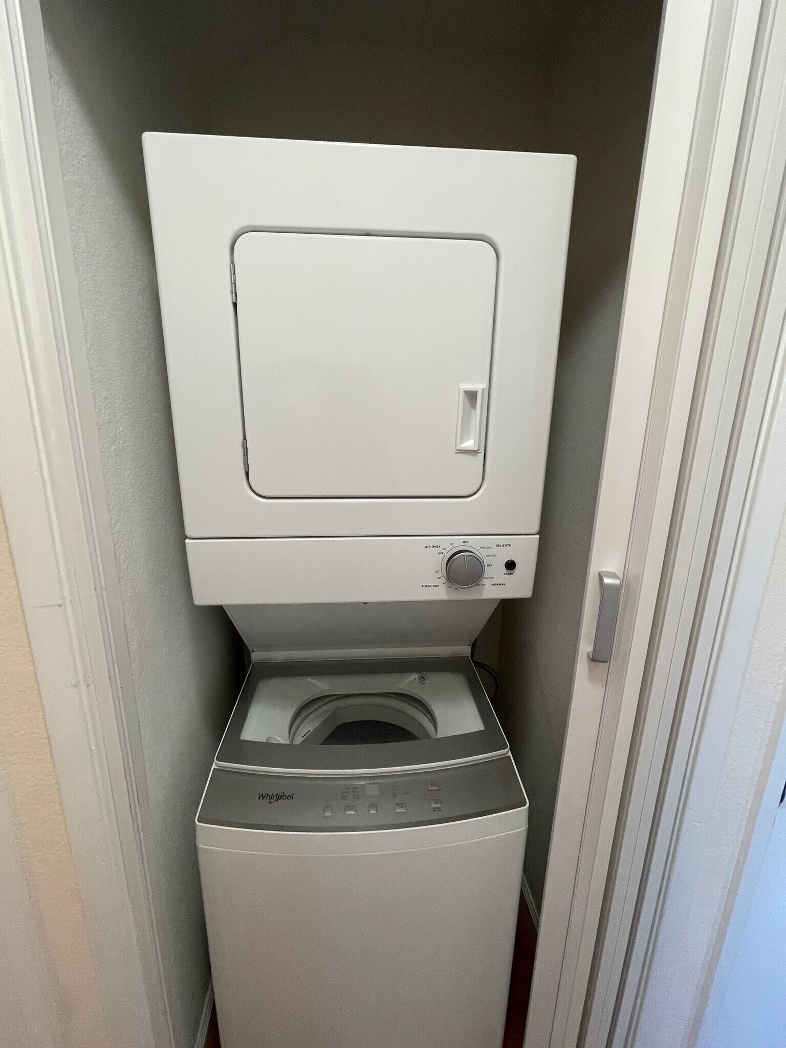 Washer/Dryer First floor - 1705 Monroe St