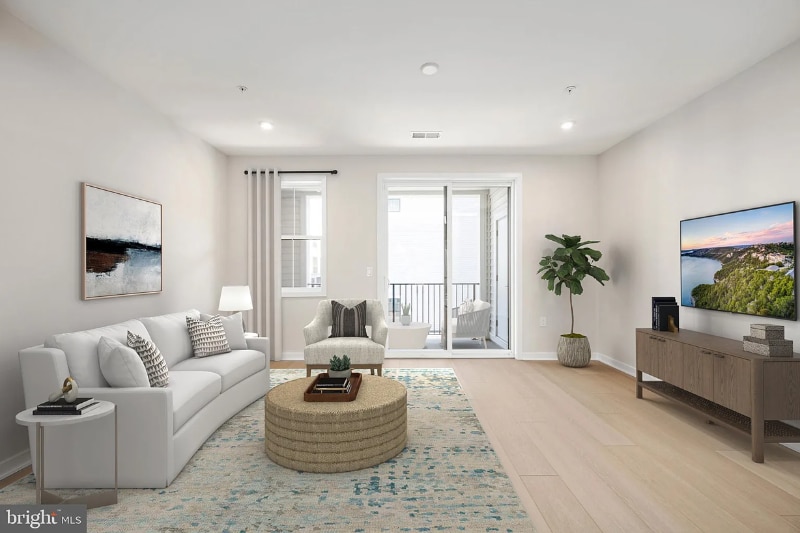 Building Photo - 4768 Sully Pt Ln