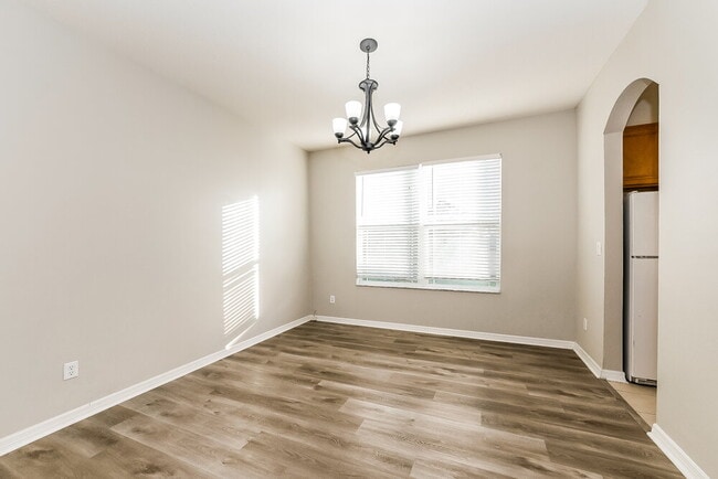 Building Photo - 2337 125th Dr E