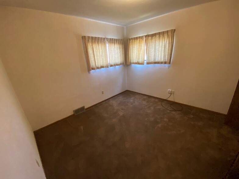 Building Photo - 414 N 63rd St