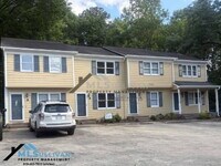 Building Photo - 2211 Peppertree St