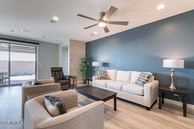 Building Photo - 247 E Las Puertas Ln