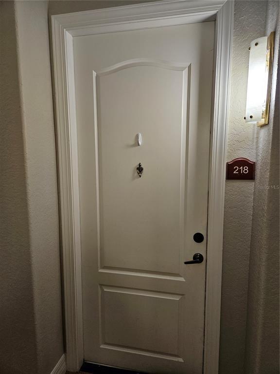 Building Photo - 501 Mirasol Cir