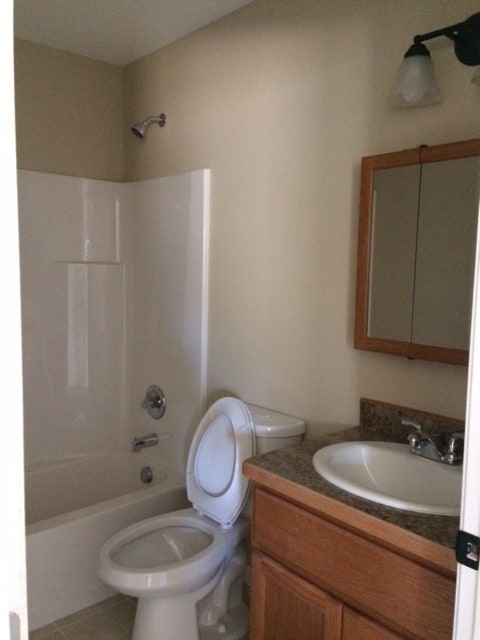 Building Photo - NEWER RANCH STYLE 2 BEDROOM DUPLEX HOMES FOR LEASE!