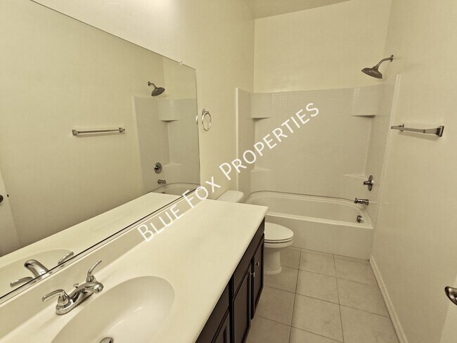 Building Photo - 12163 N Meditation Dr