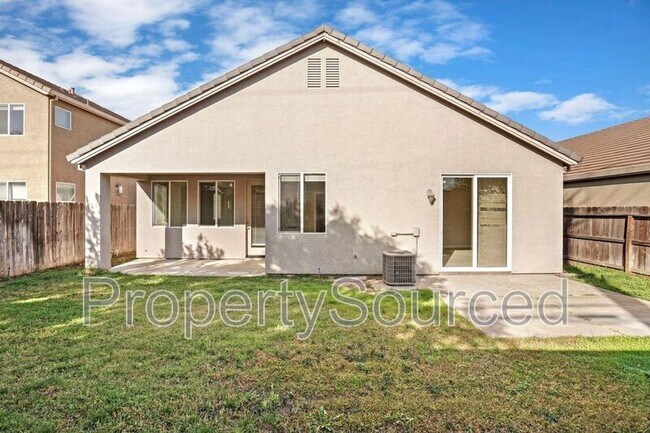 Building Photo - 1723 Bermuda Ln