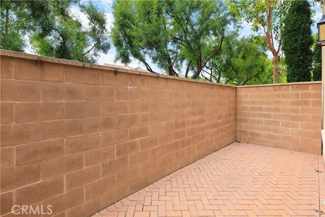 Building Photo - 220 Kempton