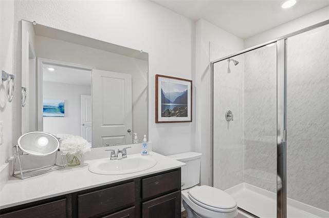 Building Photo - 6016 Primrose Rd