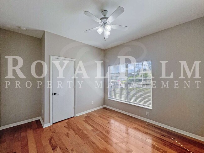 Building Photo - 3BR/2BA Home Ready to Bloom in Lehigh Acres + GARAGE!!