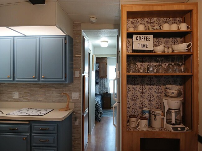 Building Photo - 9797 E 32nd St