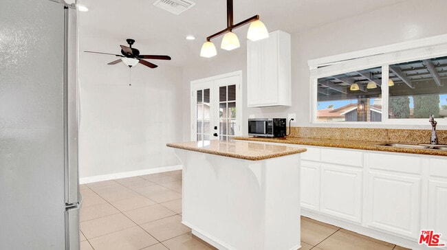 Building Photo - 428 S Meridian Ave