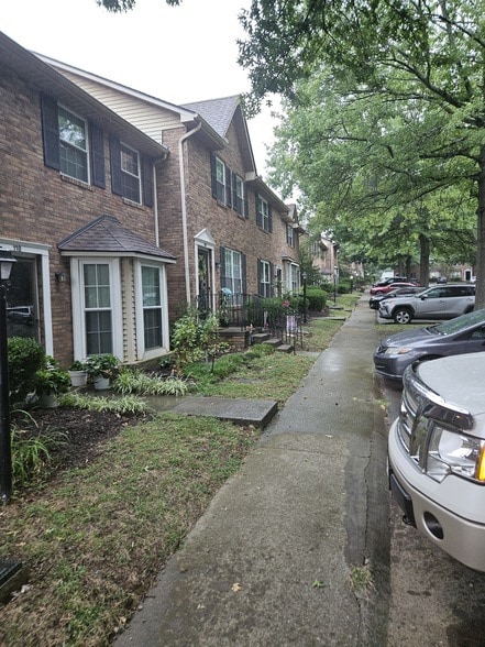 Building Photo - 117 McMurray Cir