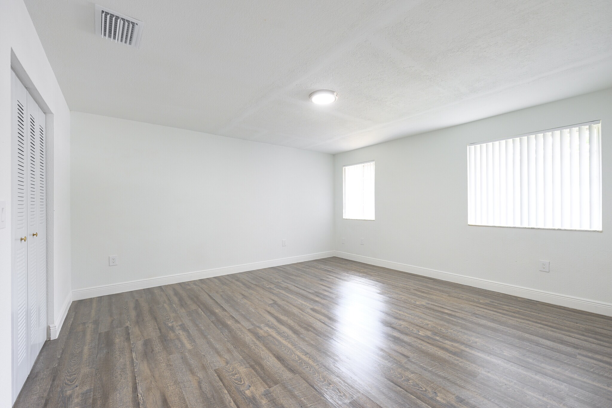Building Photo - 2355 NW 99th Ter