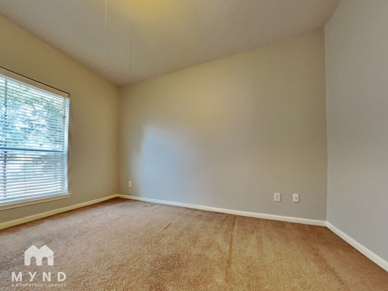 Building Photo - 5903 Sawyer Bend Ln