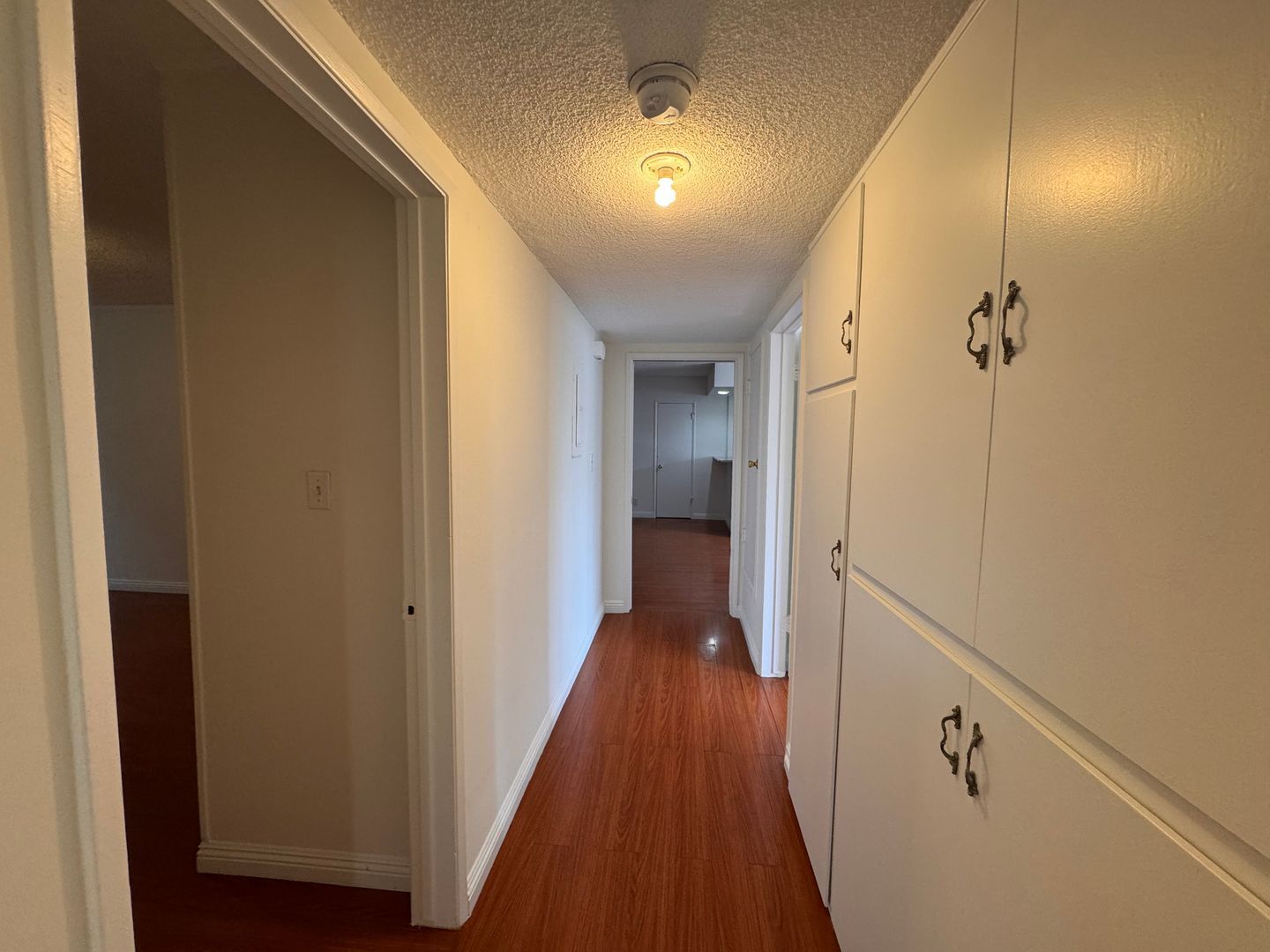 Building Photo - 1065 S Holt Ave