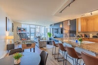 Building Photo - 44 W Monroe St