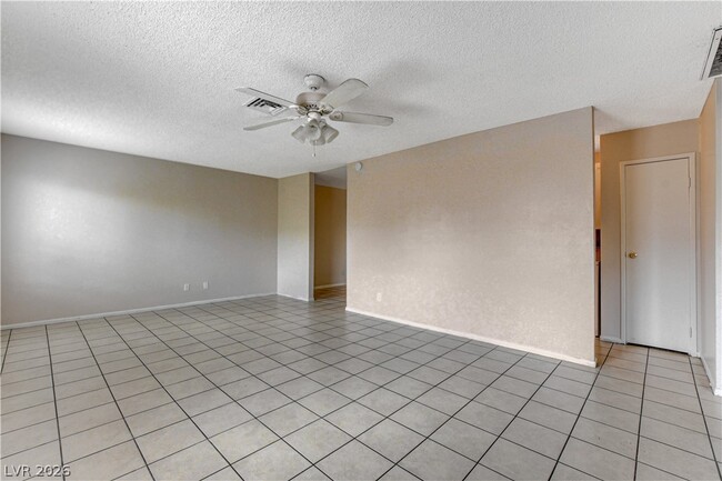 Building Photo - 3928 Torsby Pl