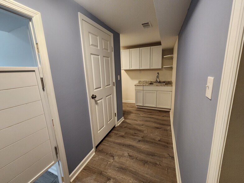 Building Photo - 1603 Richards St