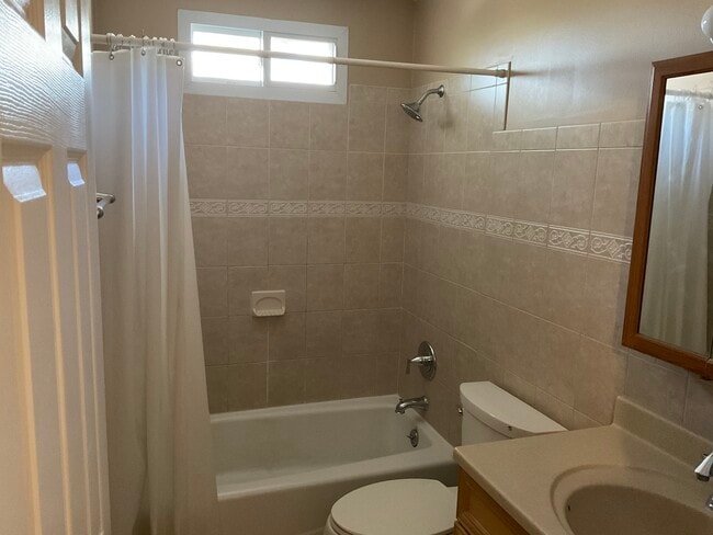 Building Photo - 1066 Foxworth Blvd