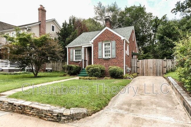 Building Photo - 119 W George Mason Rd