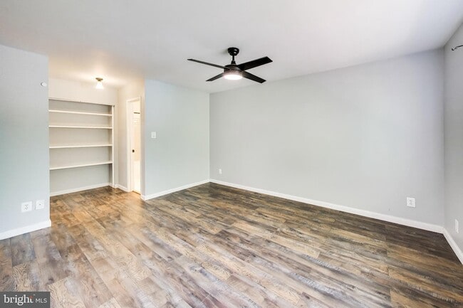 Building Photo - 13117 Wonderland Way