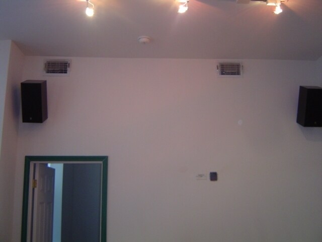 Building Photo - 1131 W 18th St