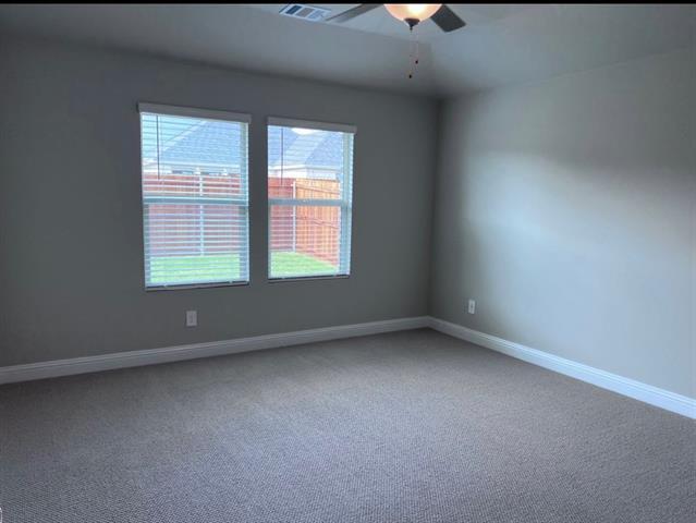 Building Photo - 601 Huntley Dr