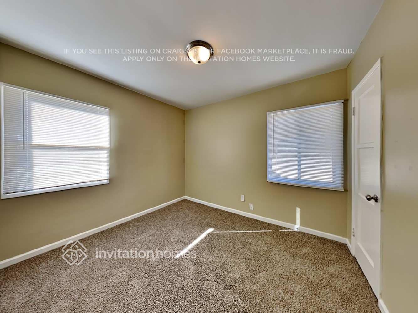 Building Photo - 17957 Orange Way