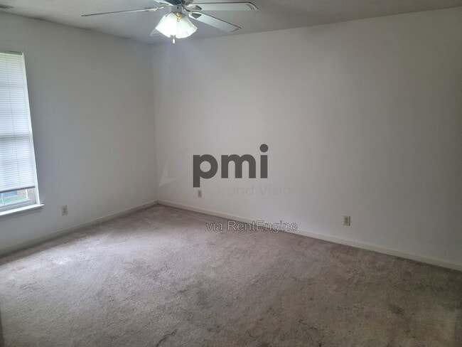 Building Photo - 1306 Arthur Ave