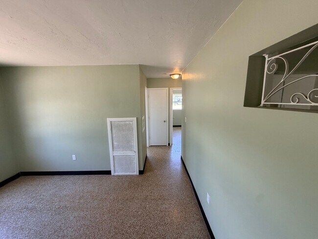 Building Photo - 5403 Tangerine Dr