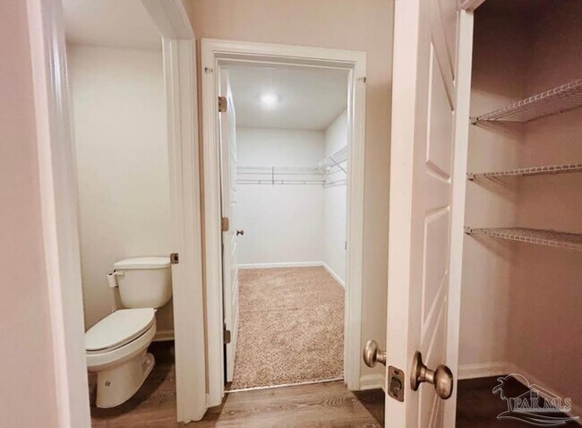 Building Photo - 1928 High Rdg Ct