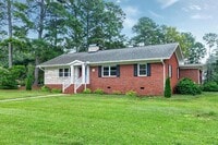 Building Photo - 121 S Main St