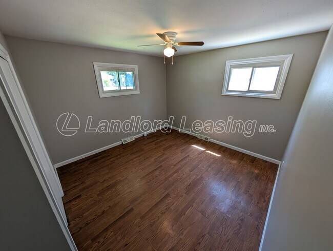 Building Photo - 4252 Belle Ave