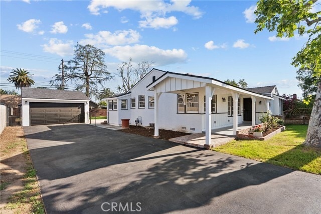 Building Photo - 624 N Hagar St