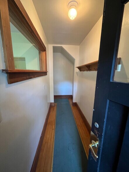 Building Photo - 1212 Vilas Ave