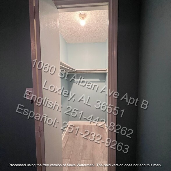 Building Photo - 1060 W Saint Alban Ave