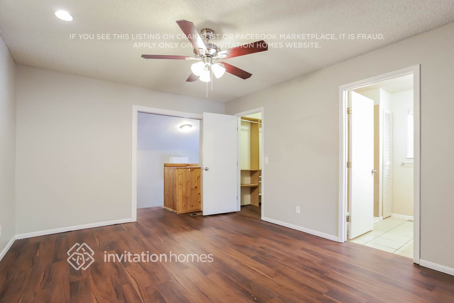 Building Photo - 15497 E Jarvis Pl