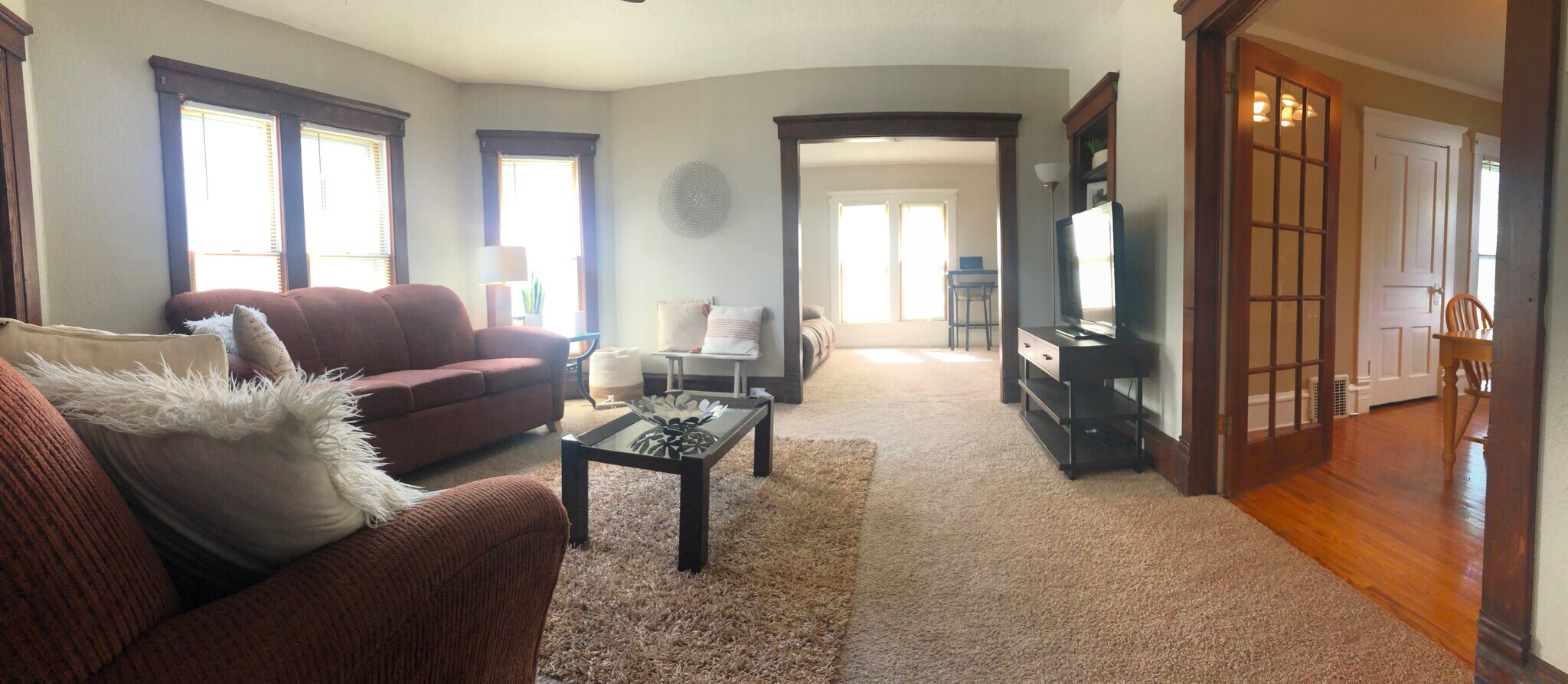 Living Room - 514 Walnut St